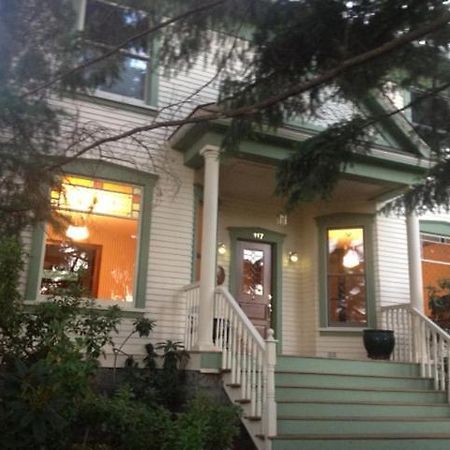 Nightingales Inn Ashland Buitenkant foto